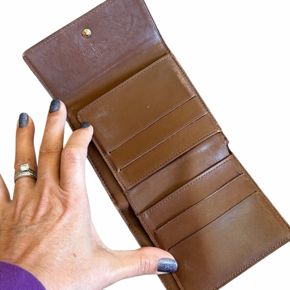 LV Vernis Porte in bronze - Picture 3 of 9